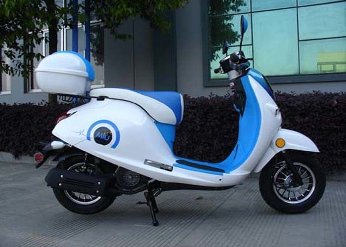 সাদা / নীল 50cc মিনি সাইকেল স্কুটার দুটি রিয়ার ভিউ মিরর / রিয়ার বক্স
