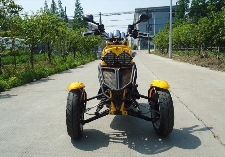 অনুভূমিক প্রকার ট্রি হুইল মোটরসাইকেল 50cc 3 হুইল ট্রাইক স্কুটার 4 স্ট্রোক