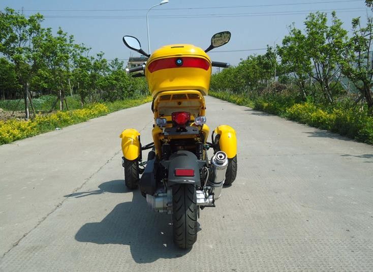 অনুভূমিক প্রকার ট্রি হুইল মোটরসাইকেল 50cc 3 হুইল ট্রাইক স্কুটার 4 স্ট্রোক