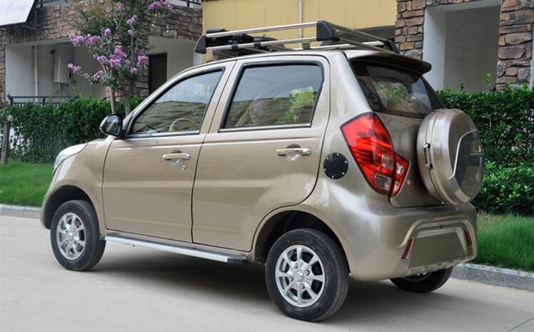 5 সিটি 96V 10kw উচ্চ ক্ষমতাসম্পন্ন বৈদ্যুতিক কার এবং 300 টাইমস ব্যাটারি লাইফ