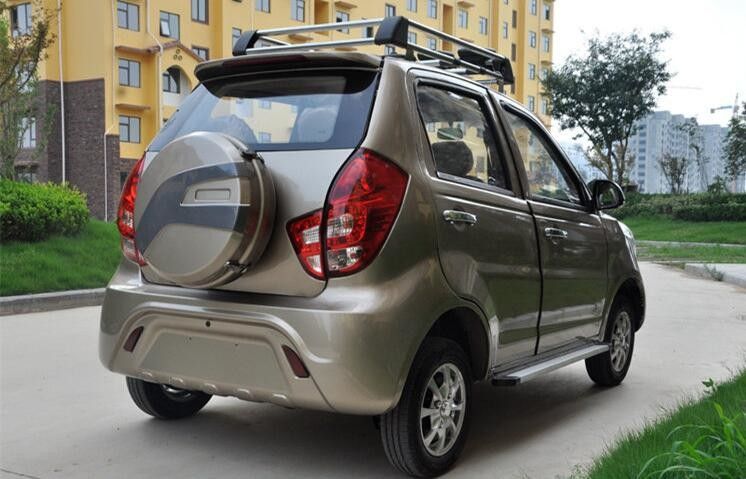 5 সিটি 96V 10kw উচ্চ ক্ষমতাসম্পন্ন বৈদ্যুতিক কার এবং 300 টাইমস ব্যাটারি লাইফ