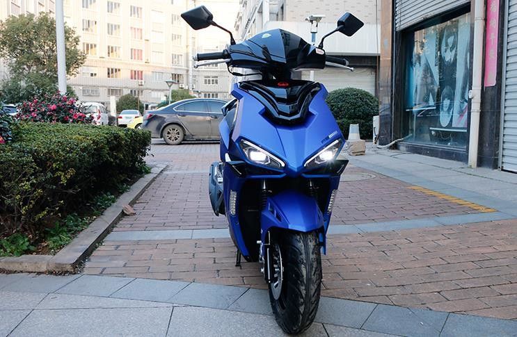ফ্রন্ট এবিএস ডিস্ক ব্রেক 150cc সিভিটি মোটরসাইকেল 12 